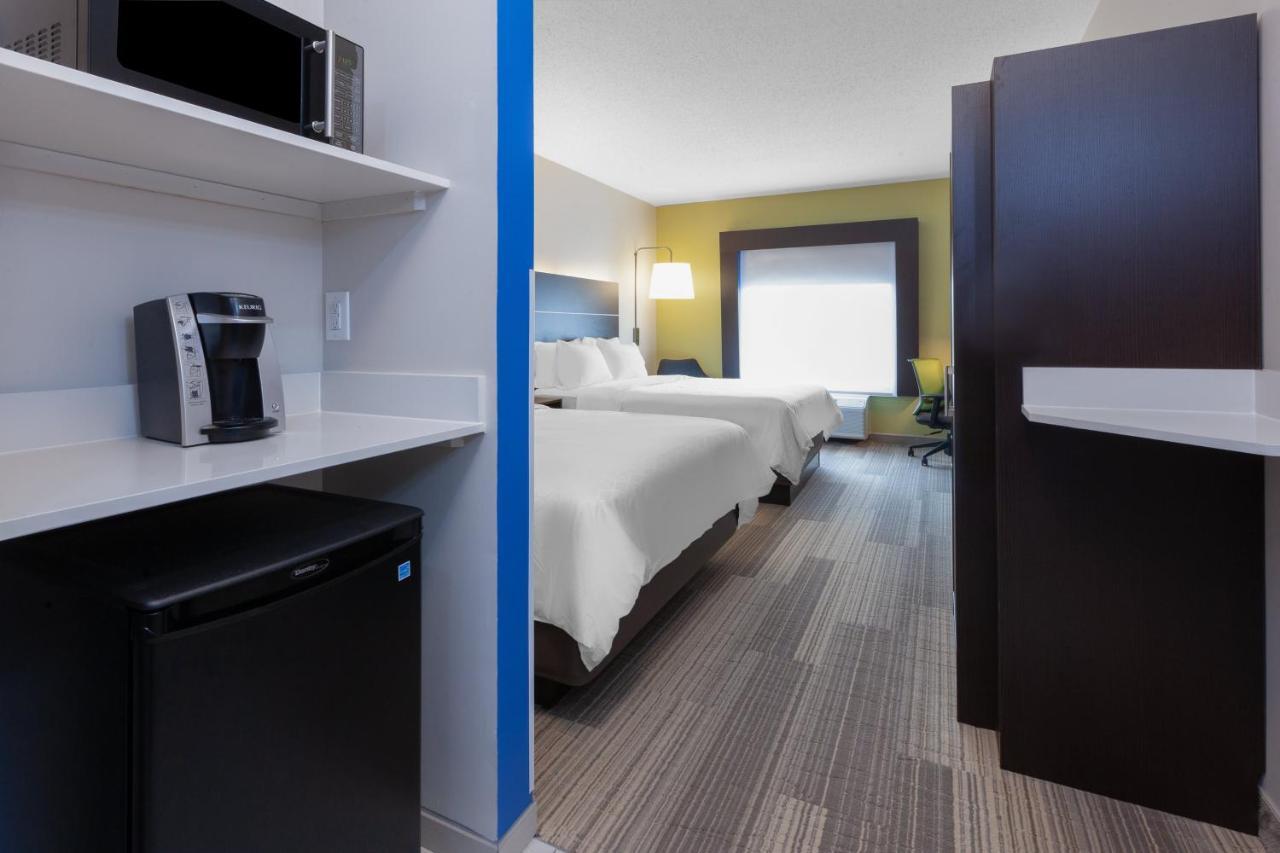 Hotel Express & By Ihg Woodhaven