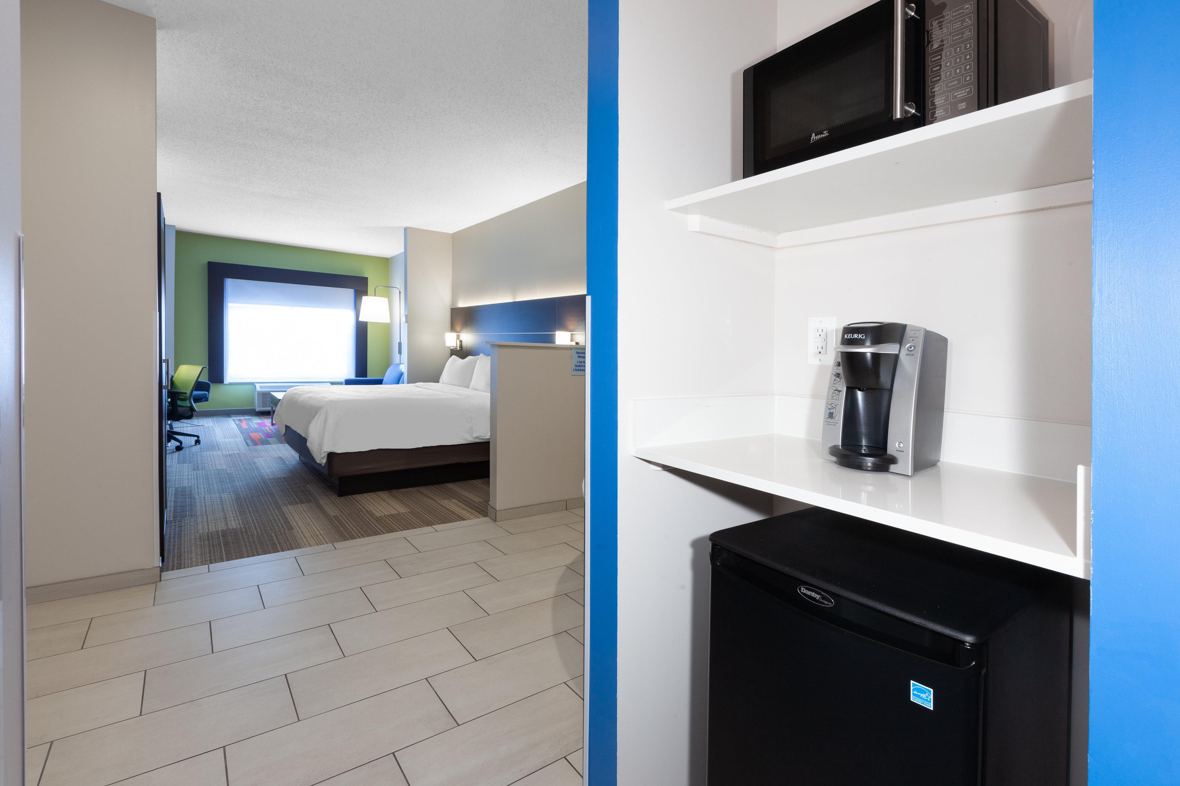 Express & By Ihg 2* Woodhaven
