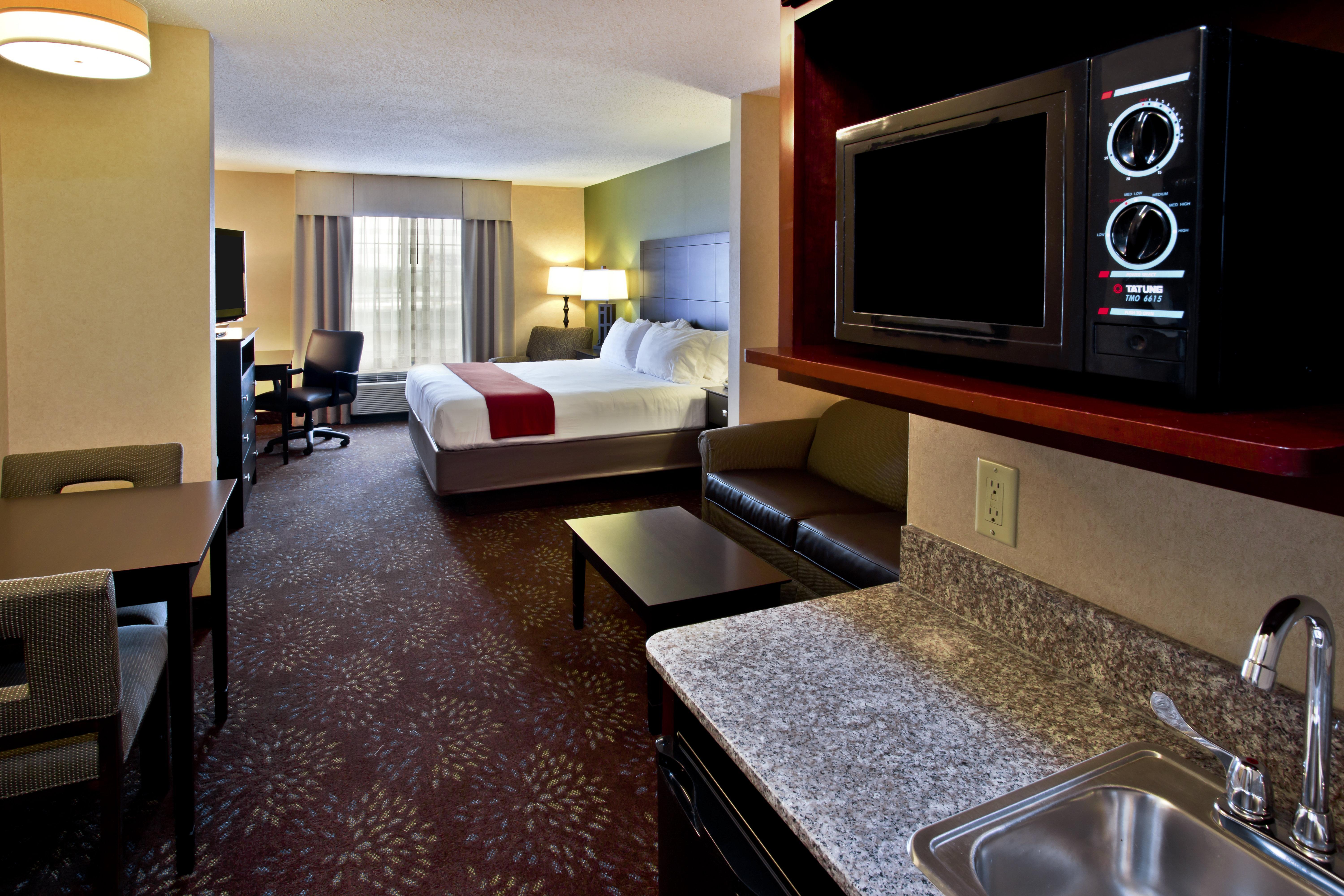 Express & By Ihg Hotel Woodhaven