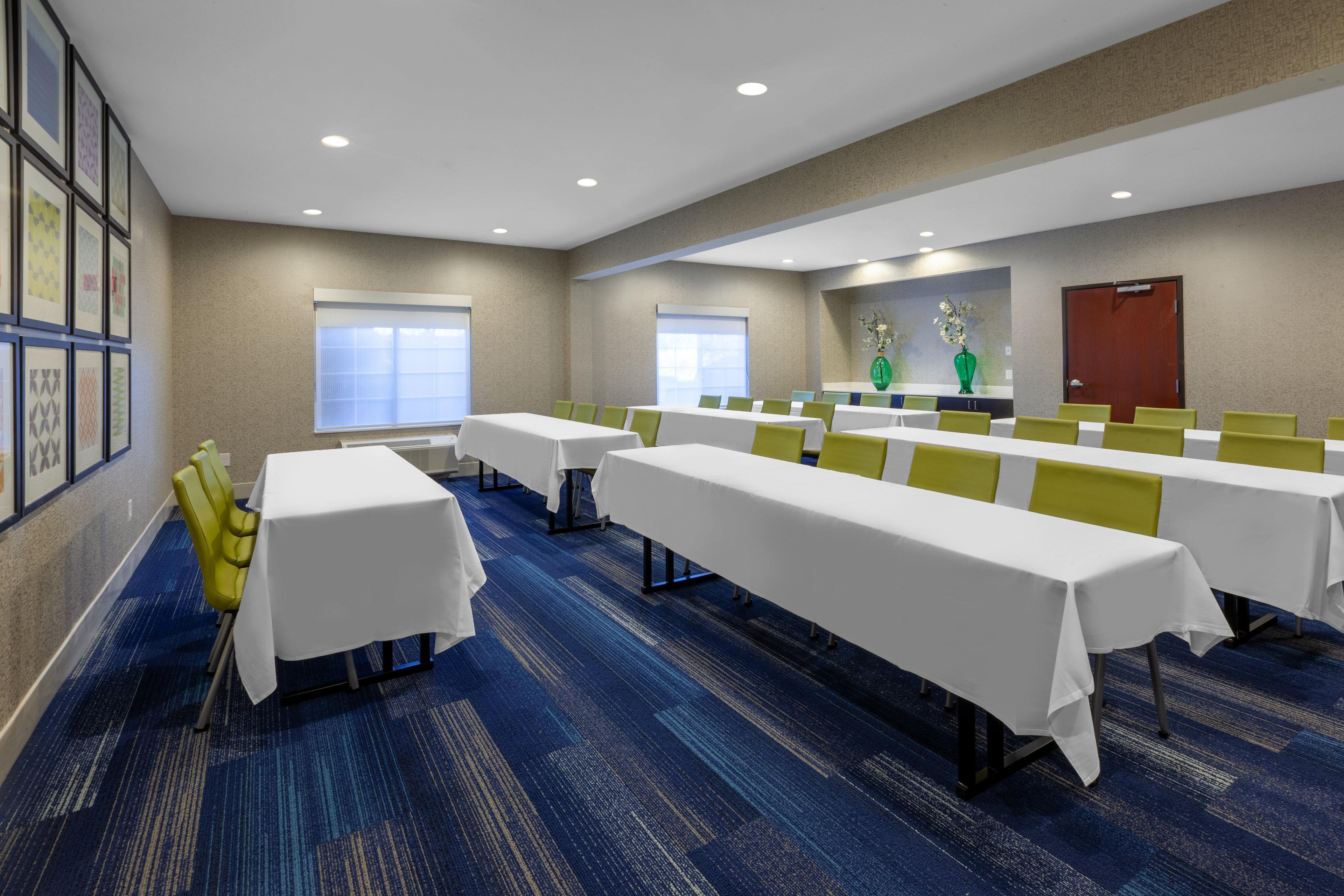 Hotel Express & By Ihg