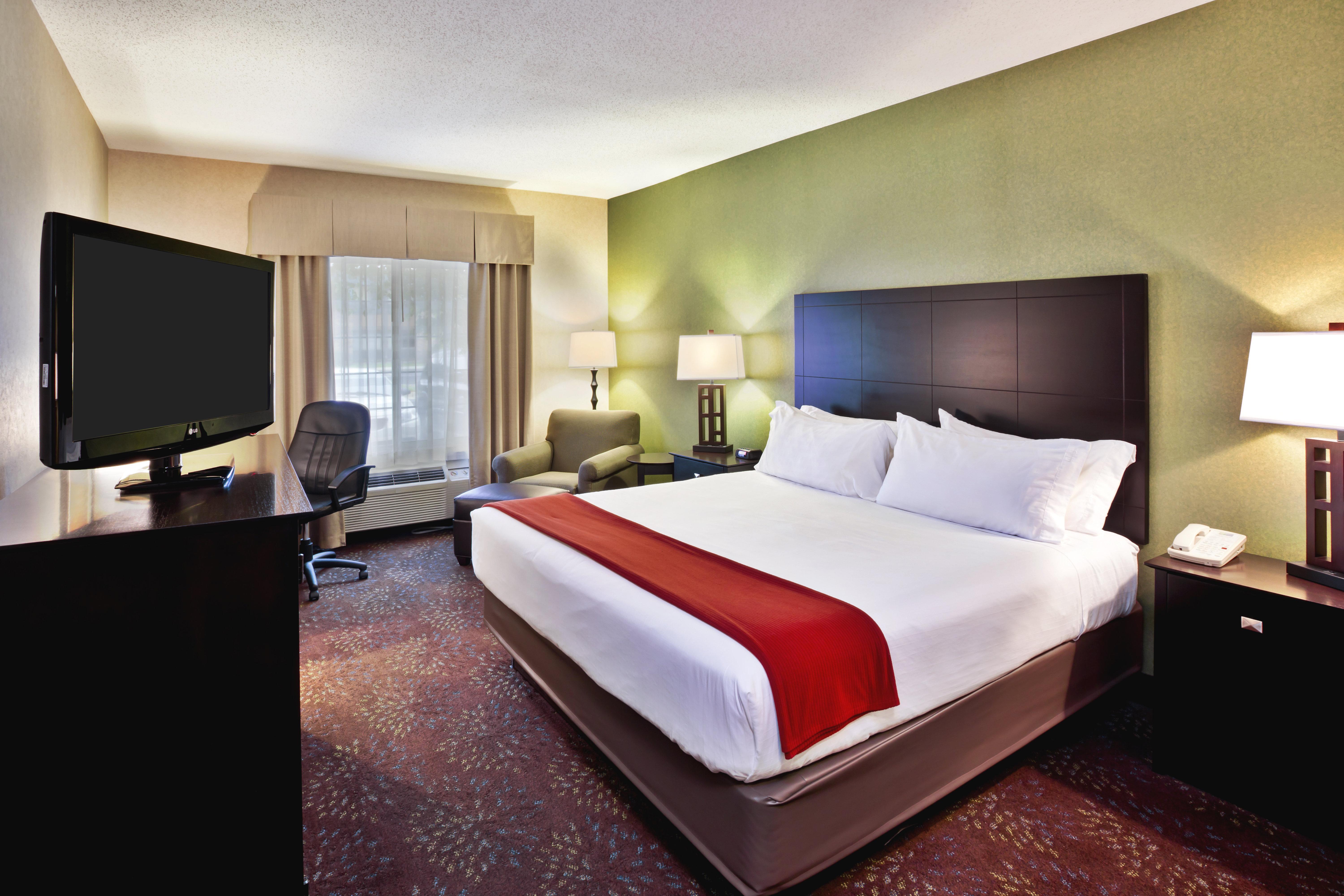 Express & By Ihg 2* Woodhaven